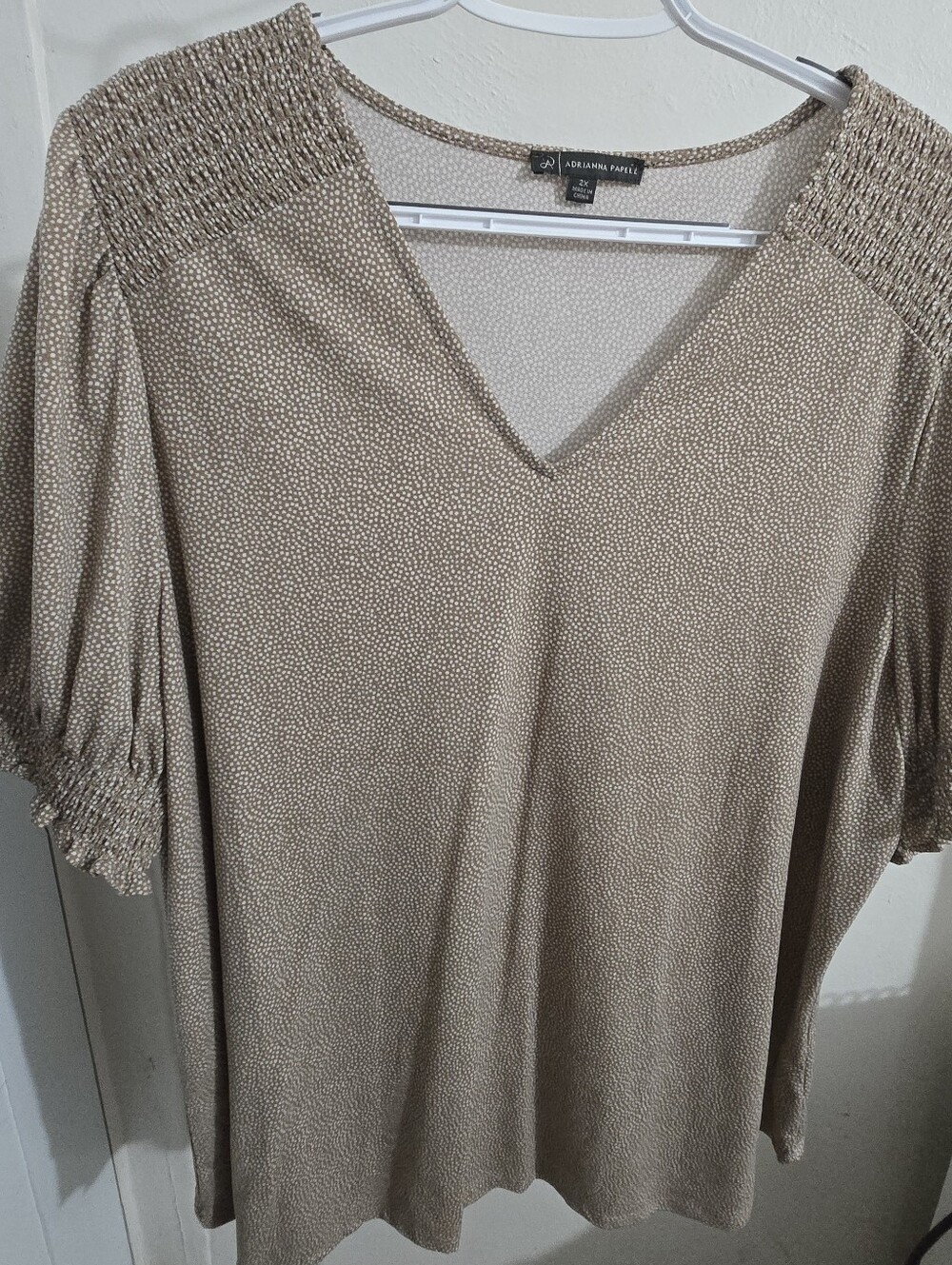 Adrienne Vittadini Taupe Dot-Print Smocked V-Neck Blouse